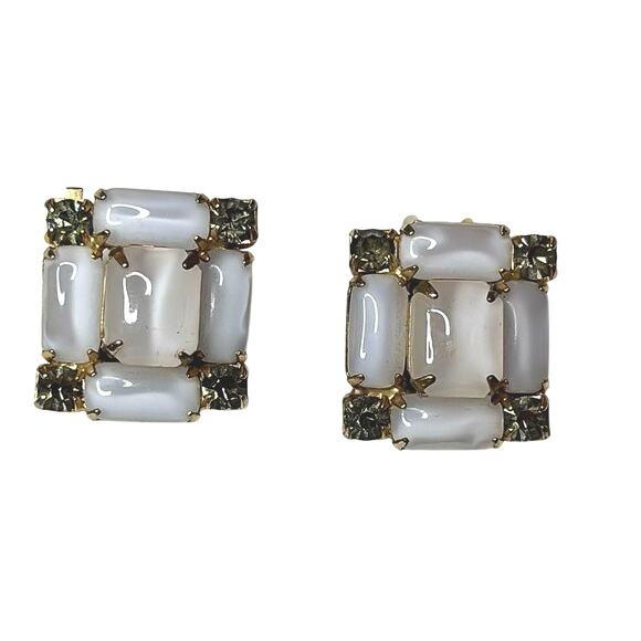Vintage Jewelry - Vintage White Glass & Olive Green Rhinestone Clip On Earrings Mid Century